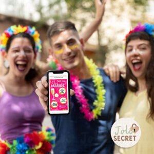 Team de la mariée annonçant les défis à réaliser lors de son EVJF. Gages future mariée à gratter