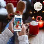 Femme découvrant l'annonce farceuse de la Carte numérique Lutin de Noël.